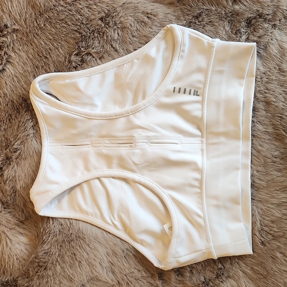 Fila High Neck Sports Bra - Picture 4 of 4